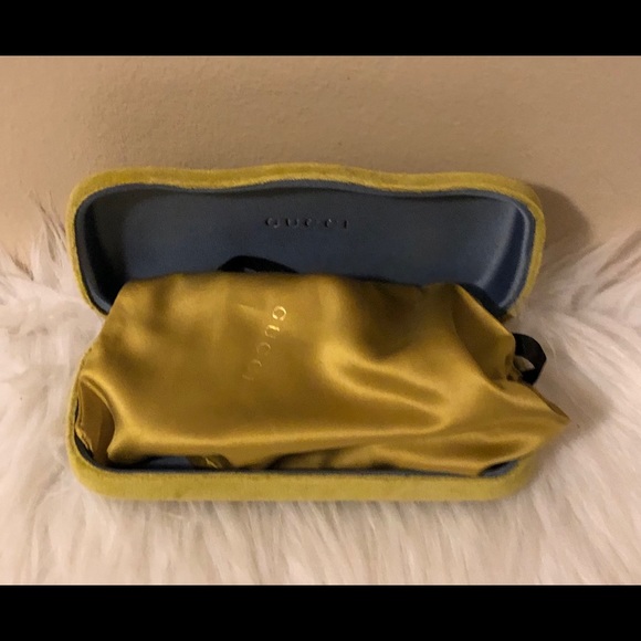 Gucci Acetate Sunglasses w/Lime Green Velvet Case - Picture 12 of 14